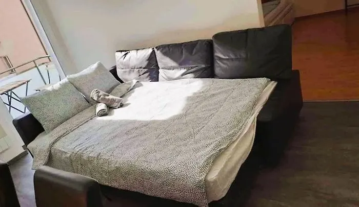 Flats With Balcony Hilda Self Checkin Апартаменты