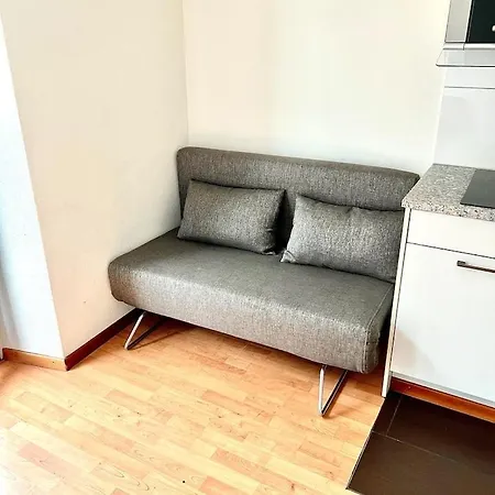 Flats With Balcony Hilda Self Checkin Апартаменты