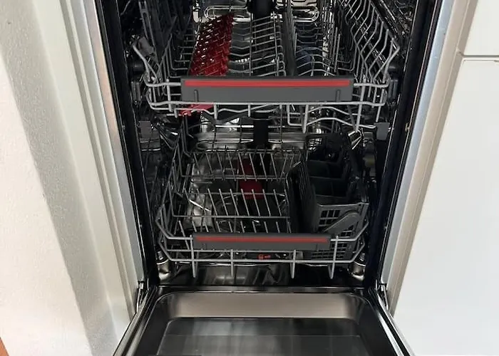 Flats With Balcony Hilda Self Checkin Apartment *